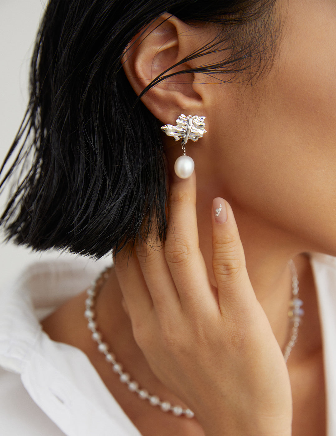 Sculpted Pearl Drop Earrings